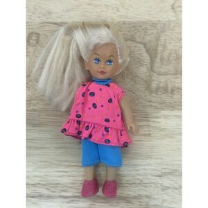 1995 Kid Kore Blonde Blue Eyes small doll‎ Girl Doll Figure Toy pink / blue #34